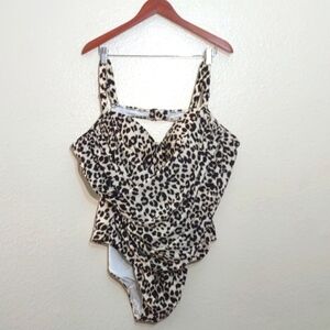 NEW WITHOUT TAGS OLD NAVY LEOPARD ONE PIECE SWIMSUIT 4X PLUS
